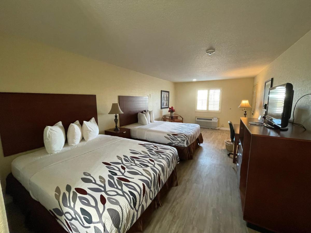 Kenedy Inn And Suites Exterior foto