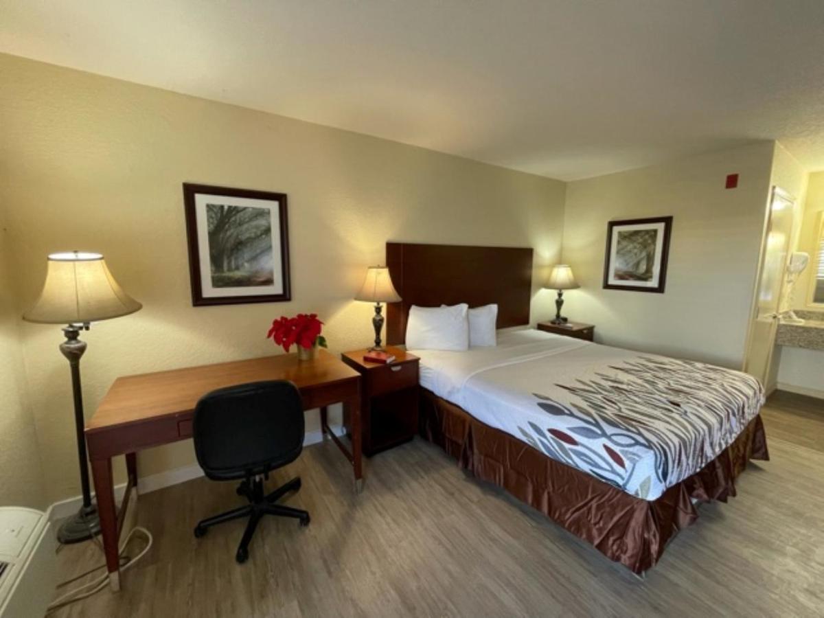 Kenedy Inn And Suites Exterior foto